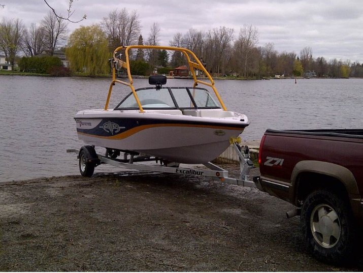 2026 Excalibur 2800lb Single Axle Ski Boat Trailer 