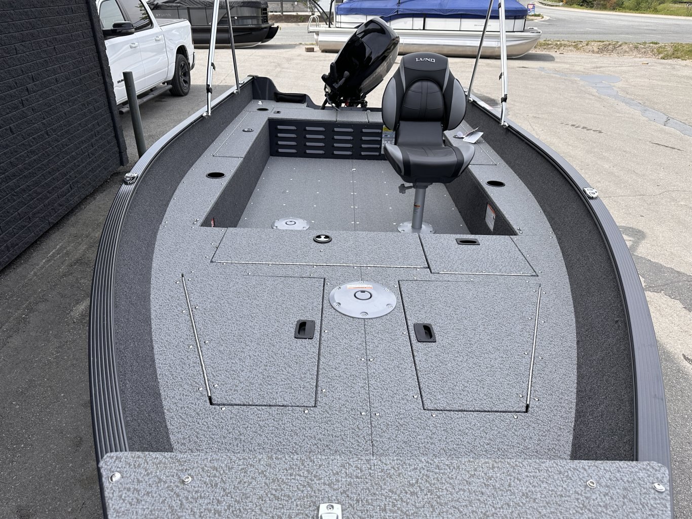 2026 Lund 1650 Angler Tiller MERCURY 50ELHPT