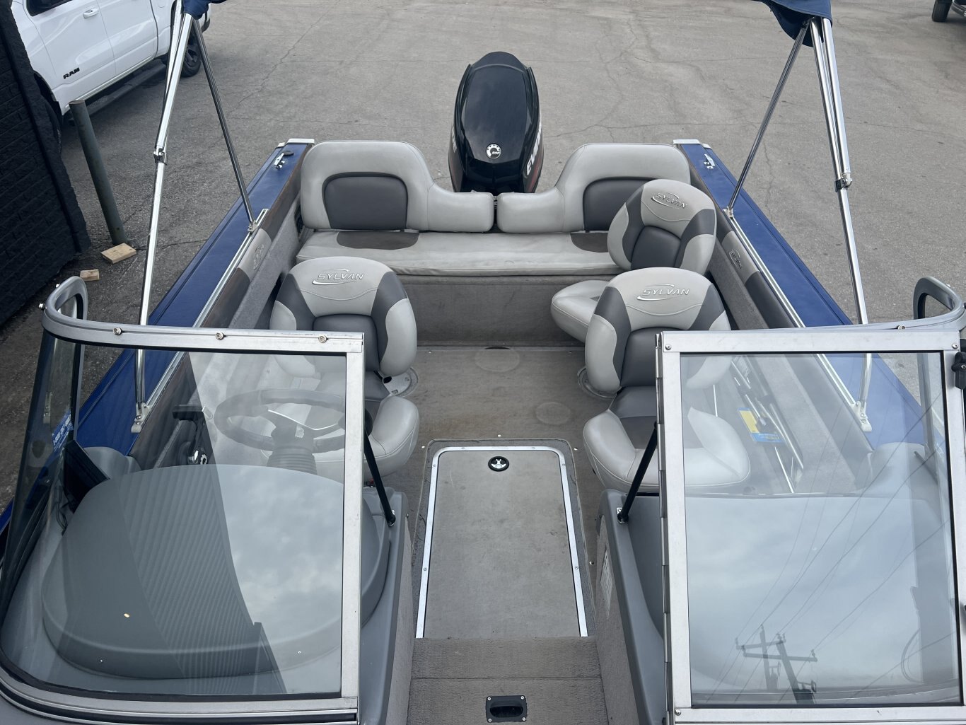2011 Sylvan Adventure 1700