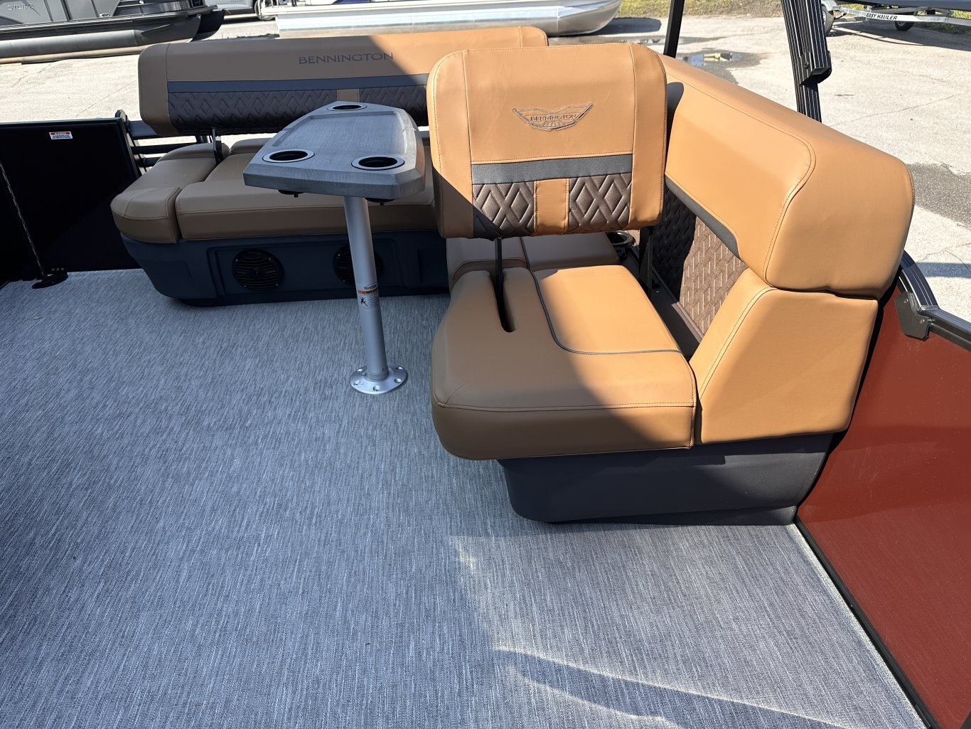 2027 Bennington 21 M CRUISE 150HP VMAX SHO