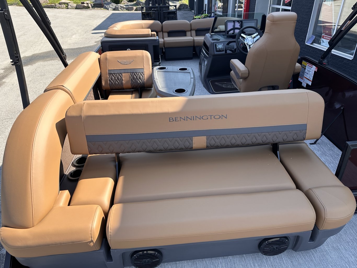 2027 Bennington 21 M CRUISE 150HP VMAX SHO