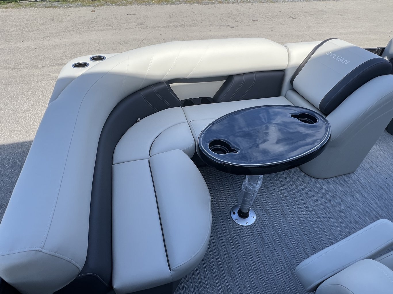 2027 SYLVAN MIRAGE 818 CRS 60HP YAMAHA T60LC
