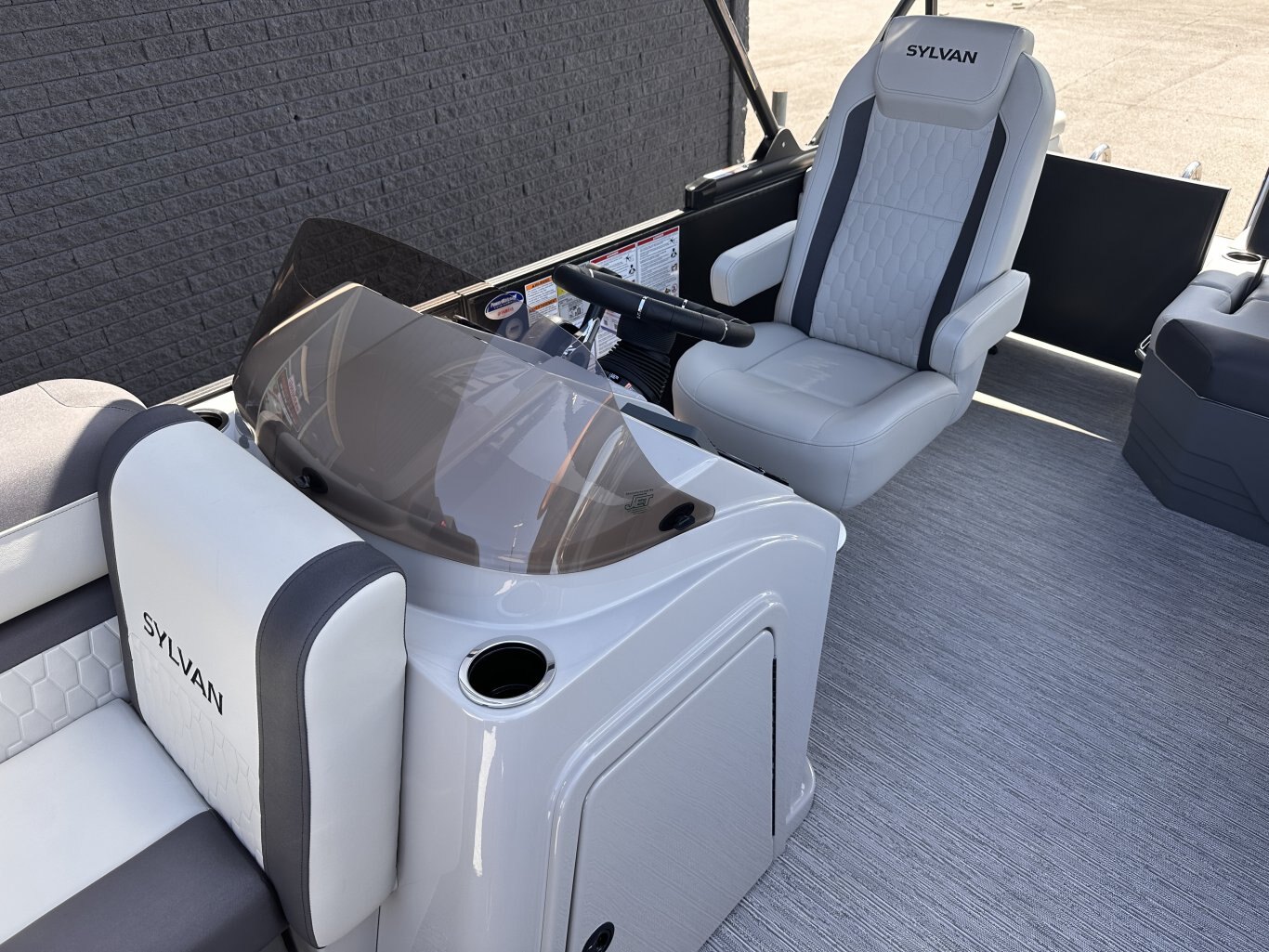 2027 SYLVAN Q 22 CLZ DH 150HP YAMAHA VF150LB