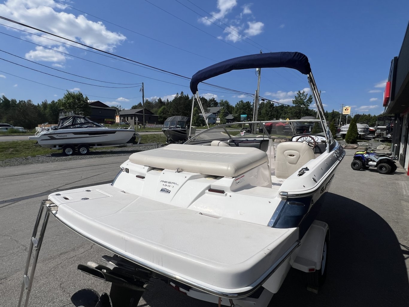2009 REGAL 1900