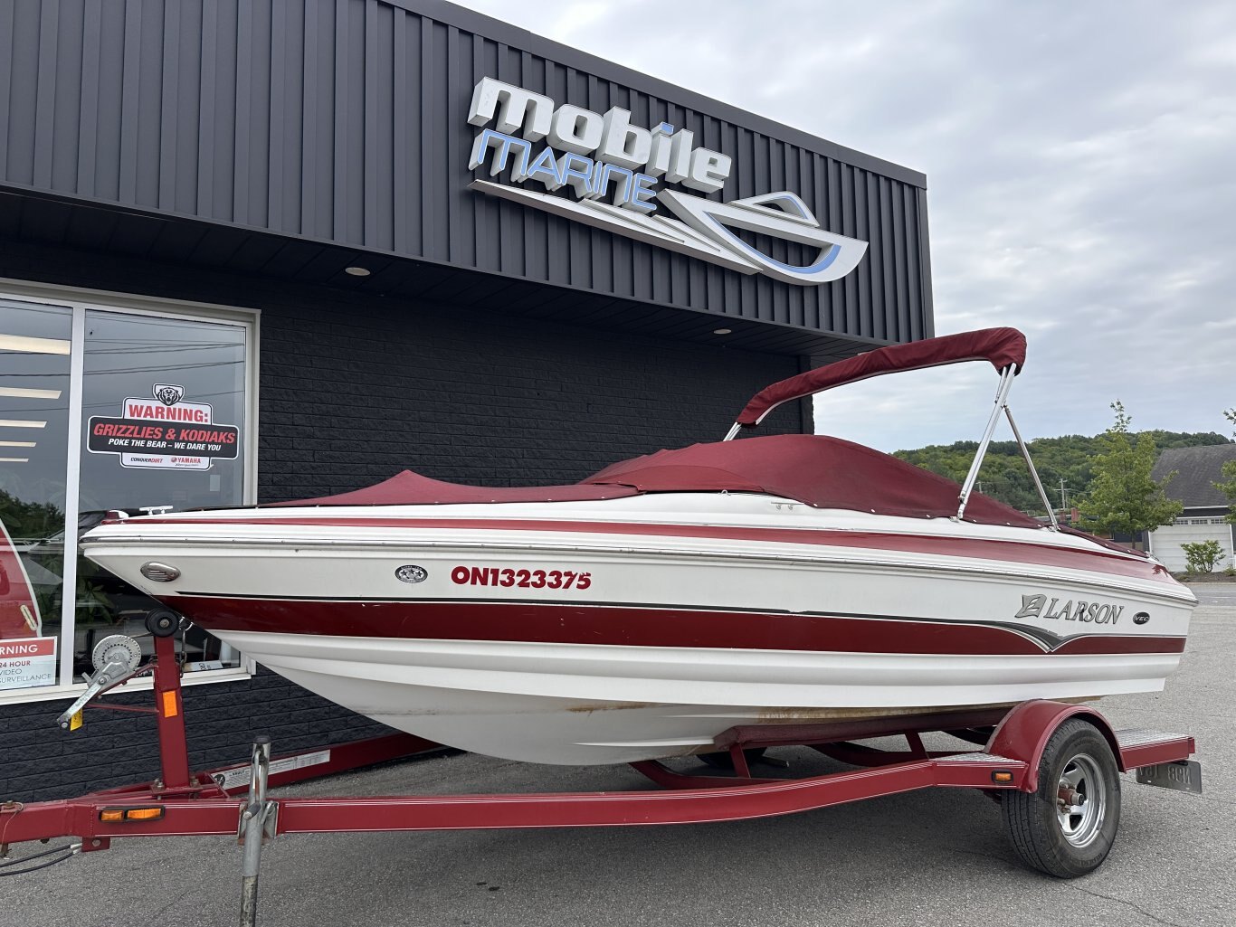 2008 Larson 18 SEI w/ 4.3L TKS Mercruiser Engine 259hrs and Trailer Incl