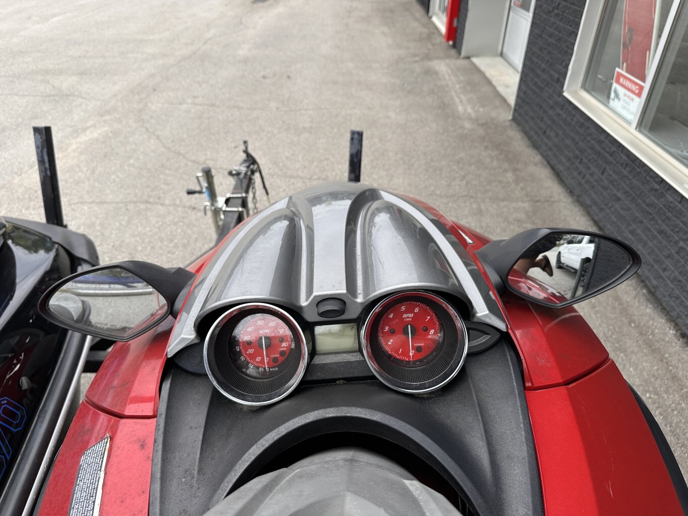 2010 YAMAHA FZR SHO WAVERUNNER 72HR