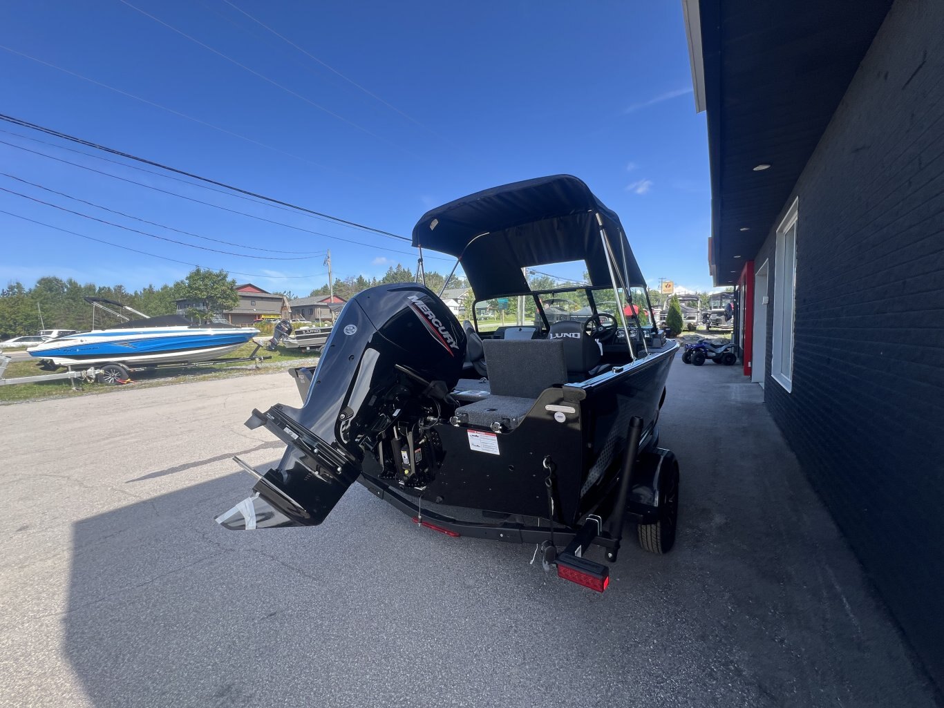 2027 LUND 1700 ADVENTURE SPORT MERCURY 90ELPT