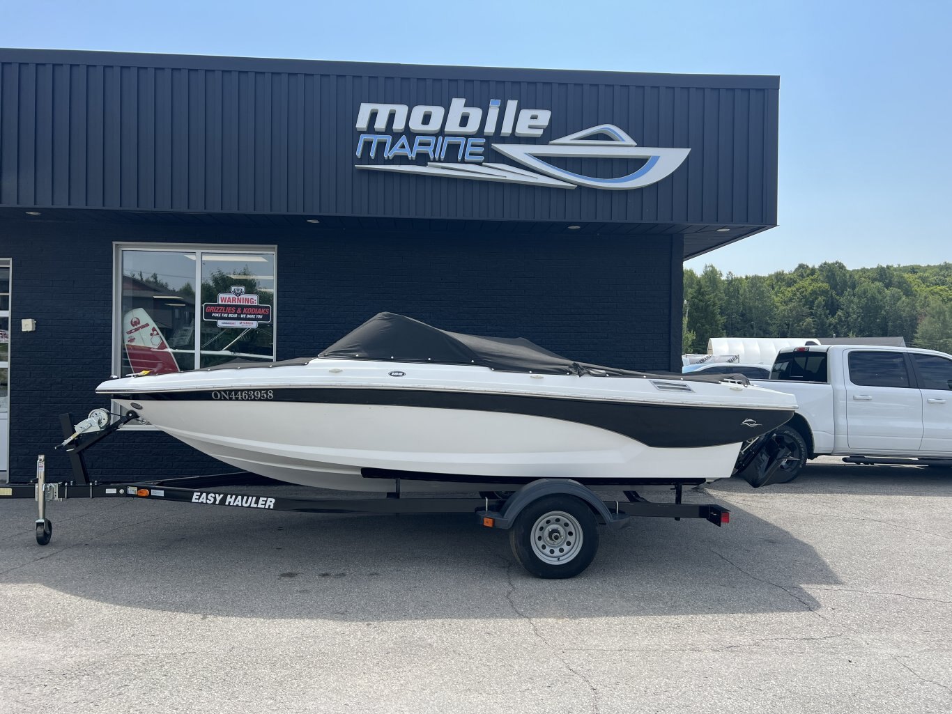 2013 Rinker 186