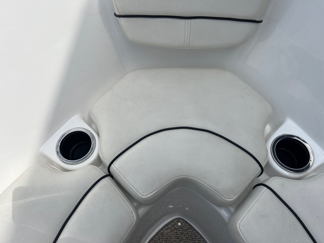 2013 Rinker 186