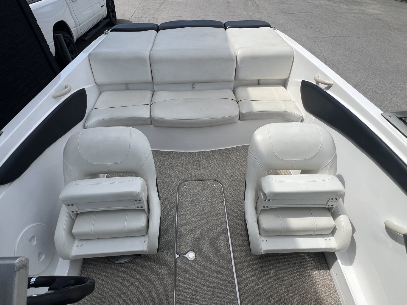2013 Rinker 186