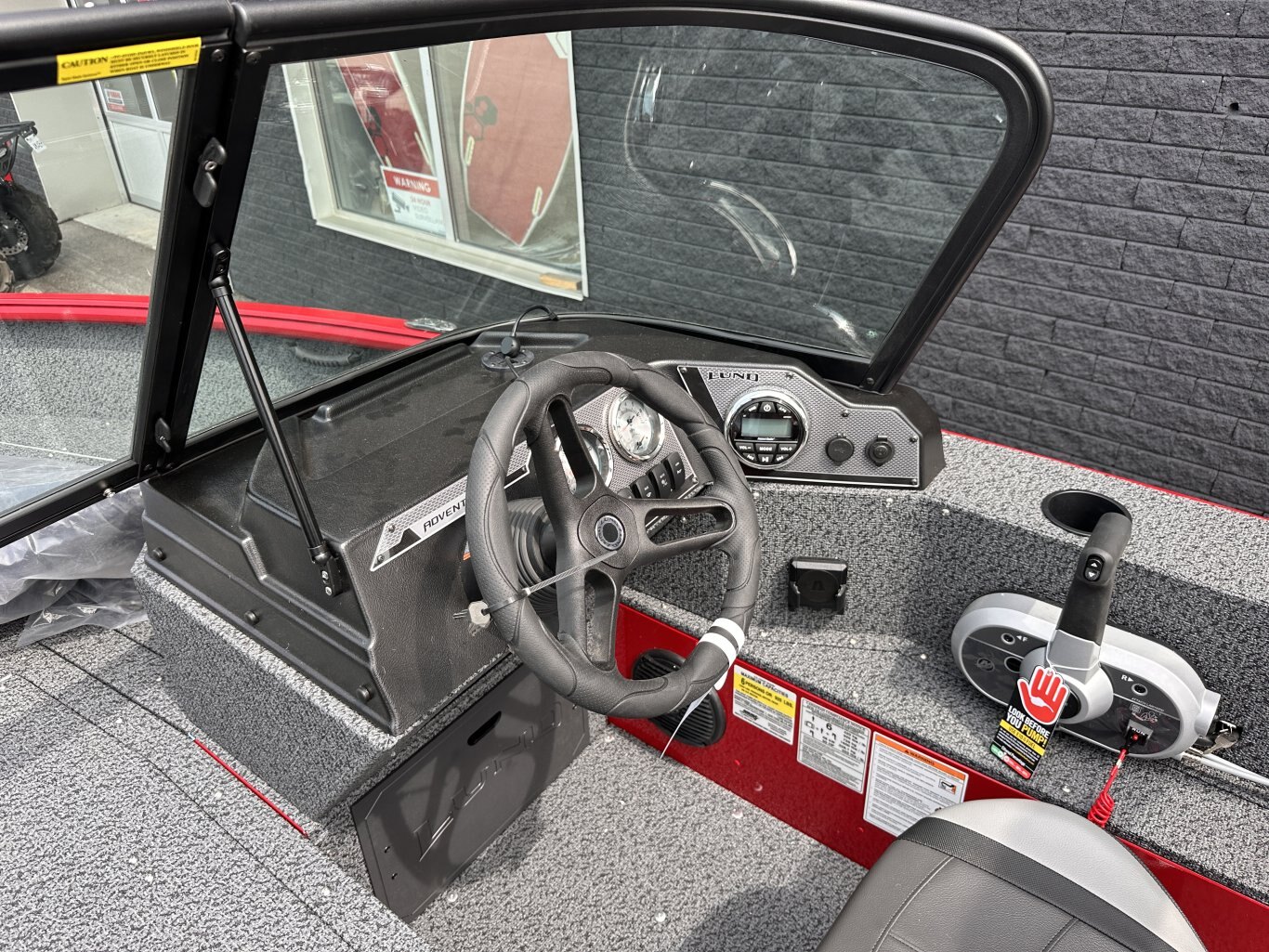 2027 LUND 1700 ADVENTURE SPORT MERCURY 90ELPT