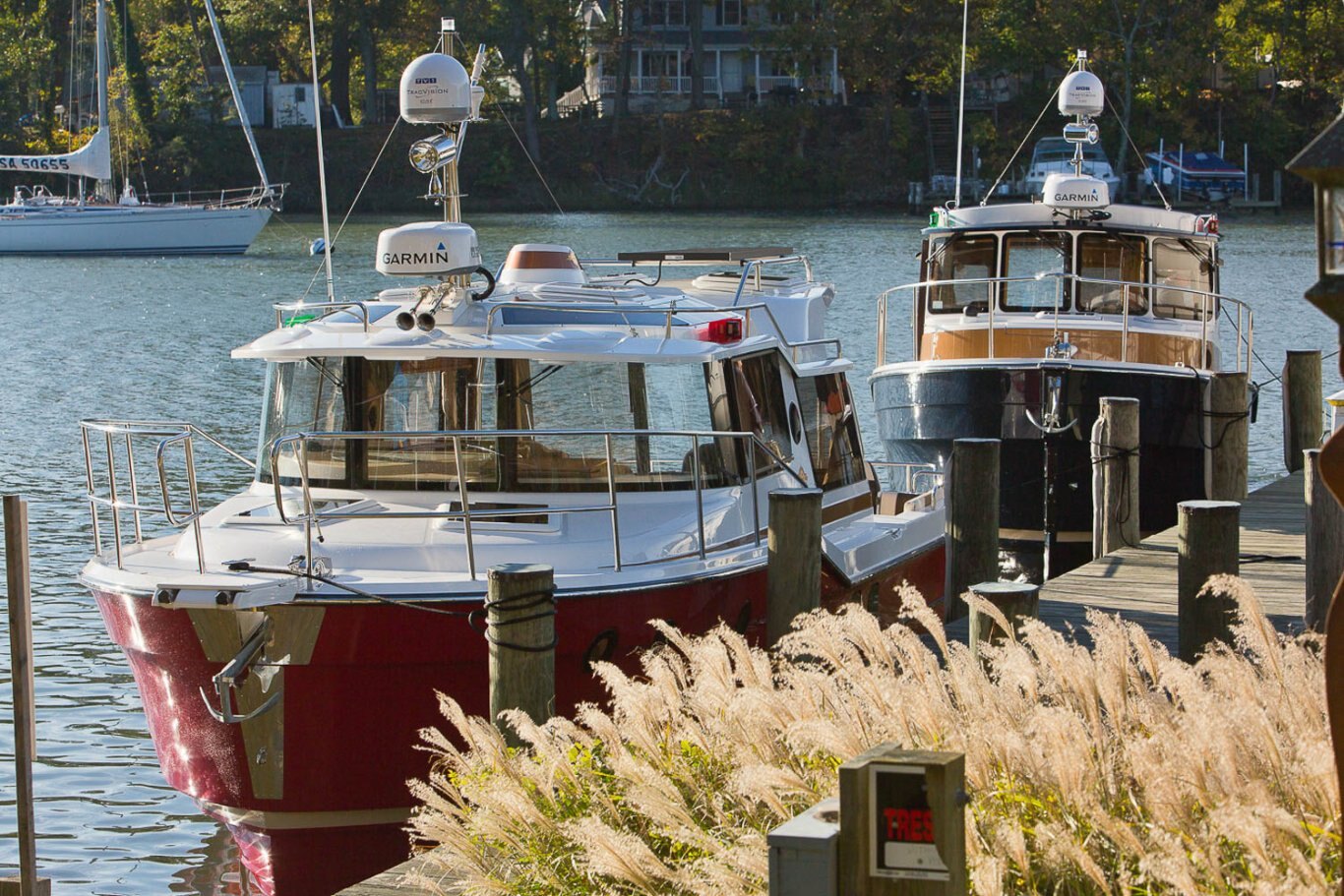 Ranger Tugs R 29 SEDAN