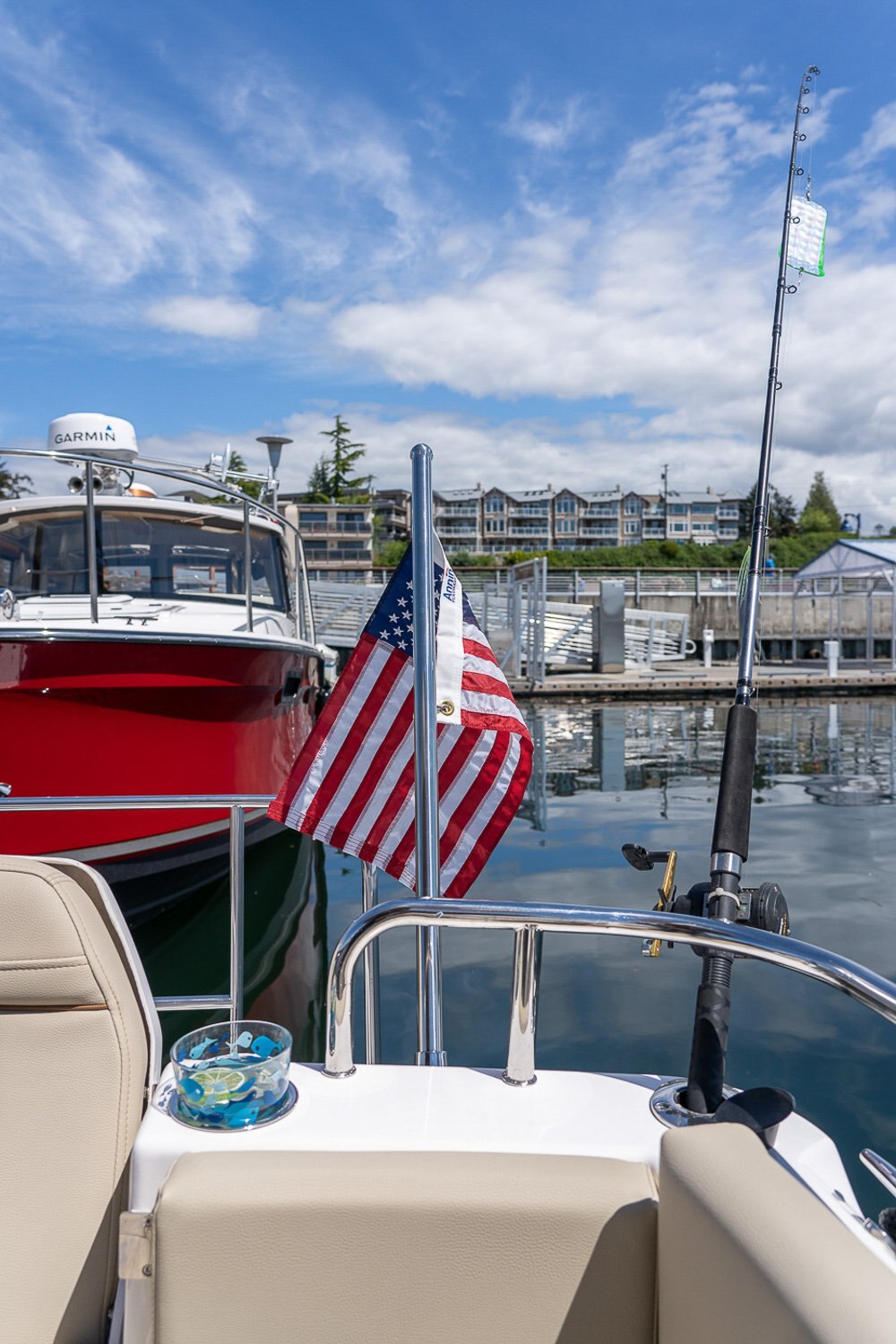 Ranger Tugs R 29 COMMAND BRIDGE