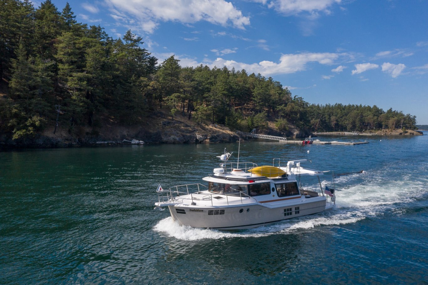 Ranger Tugs R 43 SEDAN