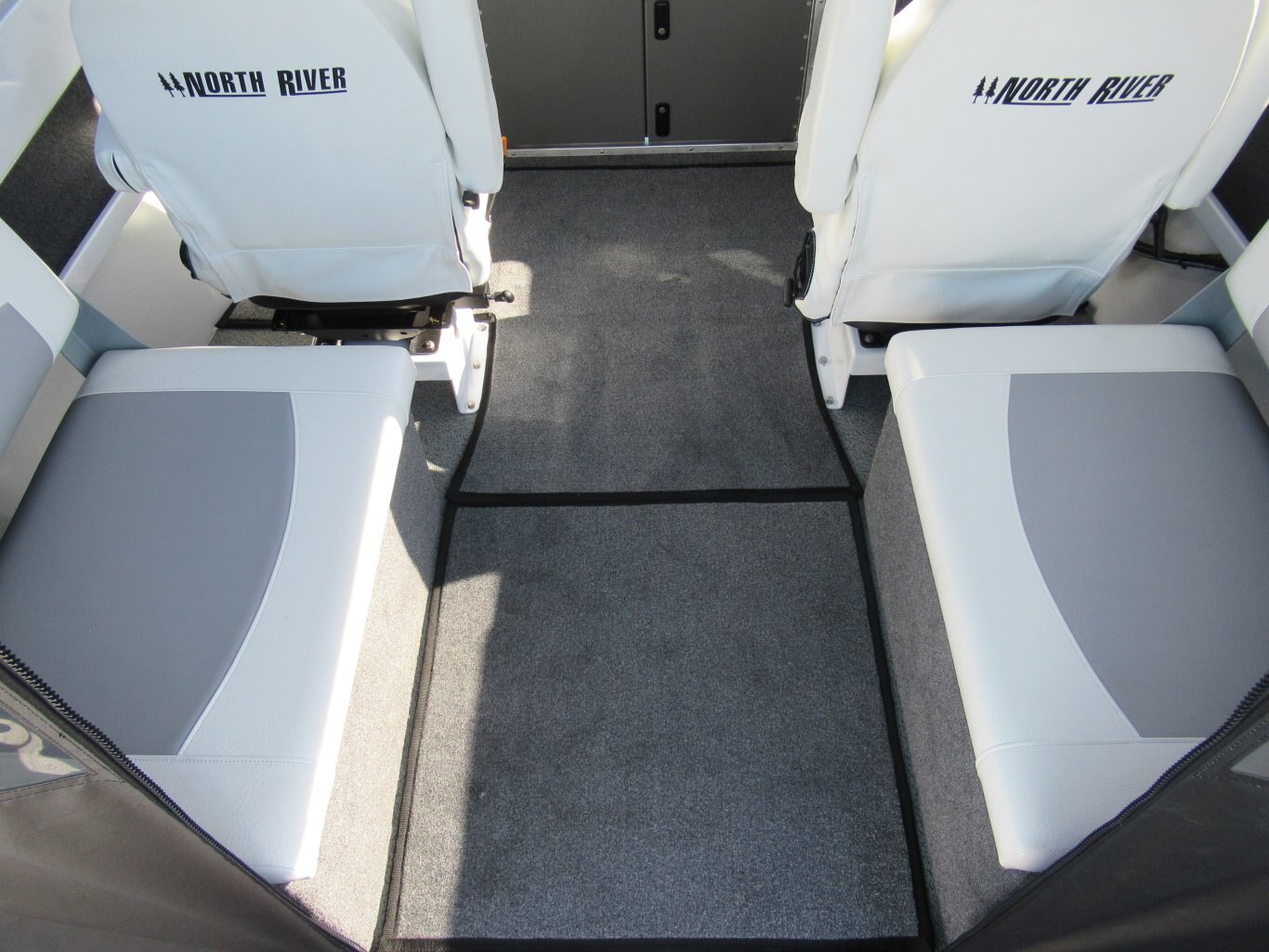 2025 North River HARD TOP