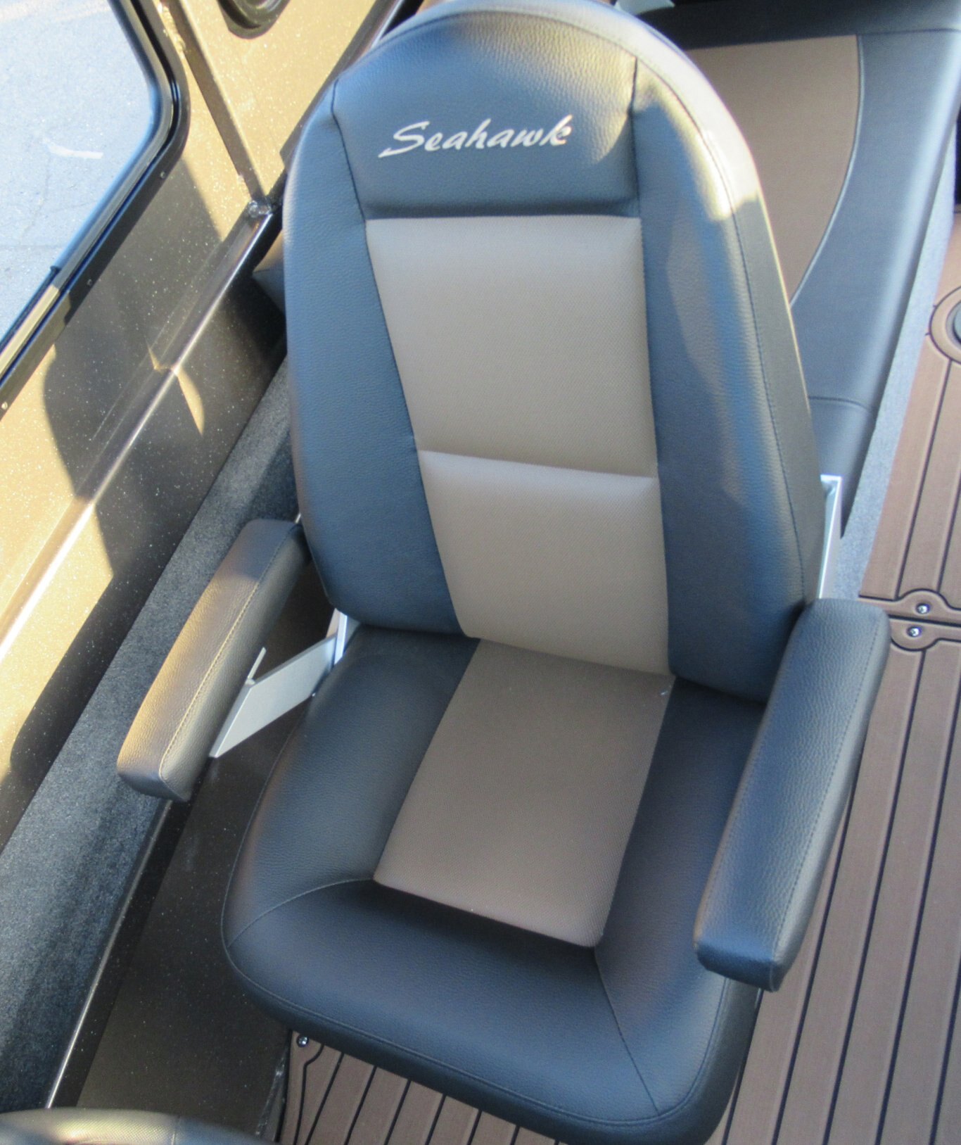 2025 North River SEAHAWK OFFSHORE WALK AROUND