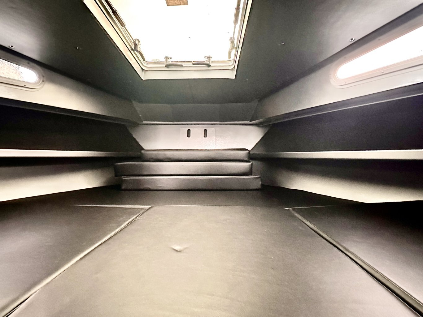 2025 North River 3000 EXL