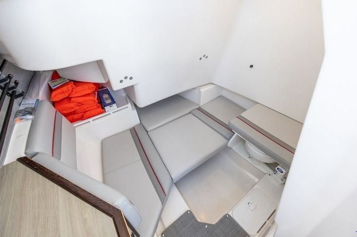 2025 Solara S 250 Center Walkaround