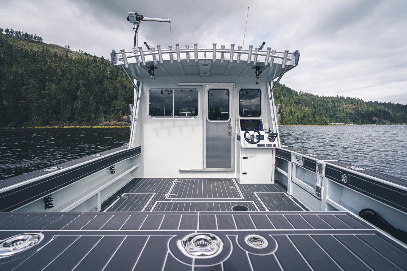 2025 North River 3700 VXL Voyager