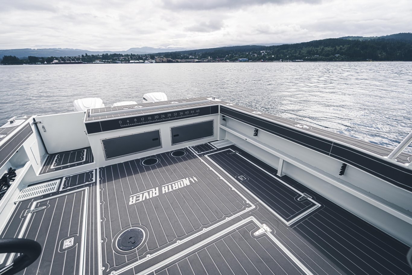 2025 North River 3700 VXL Voyager