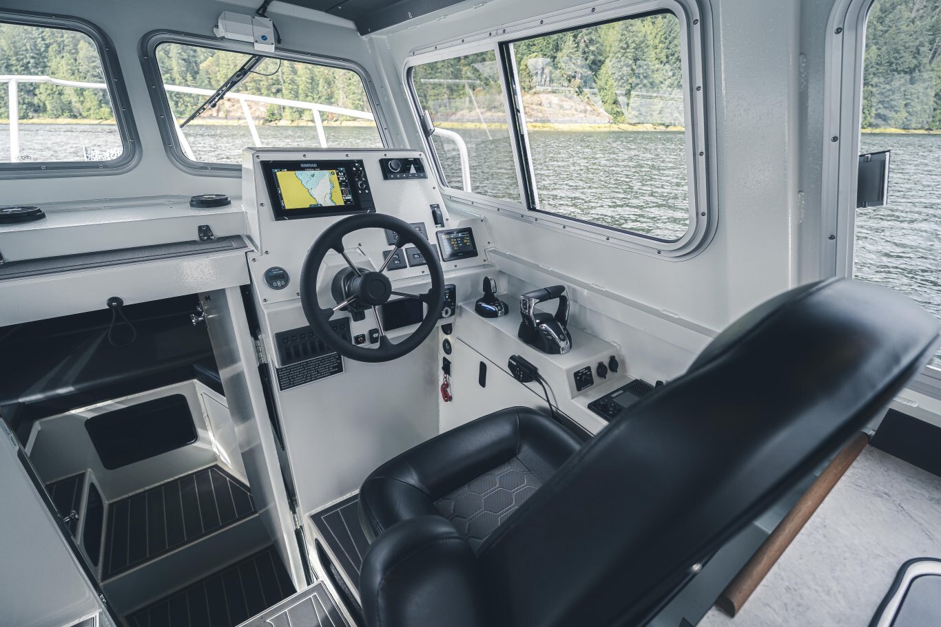 2025 North River 3700 VXL Voyager