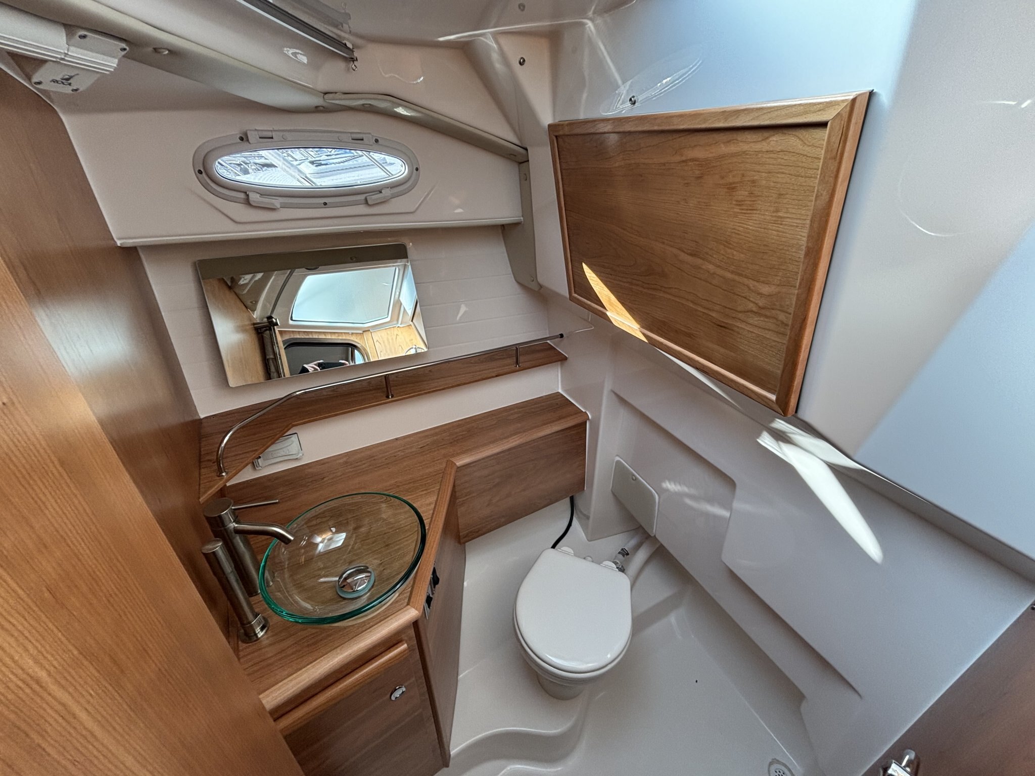 2027 Cutwater C 288 Coupe