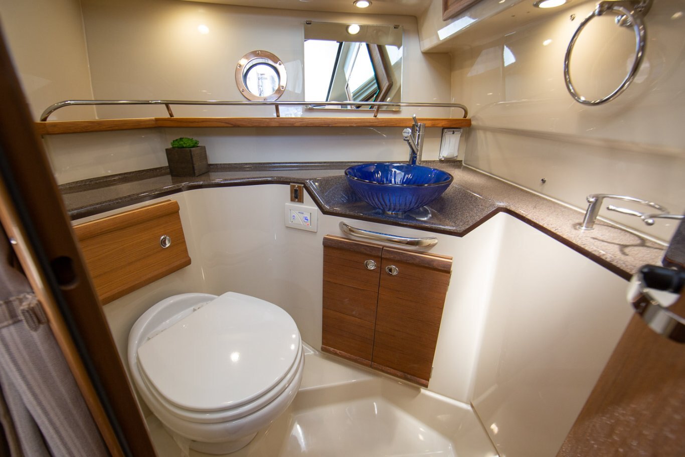 2026 Ranger Tugs R 29 CB