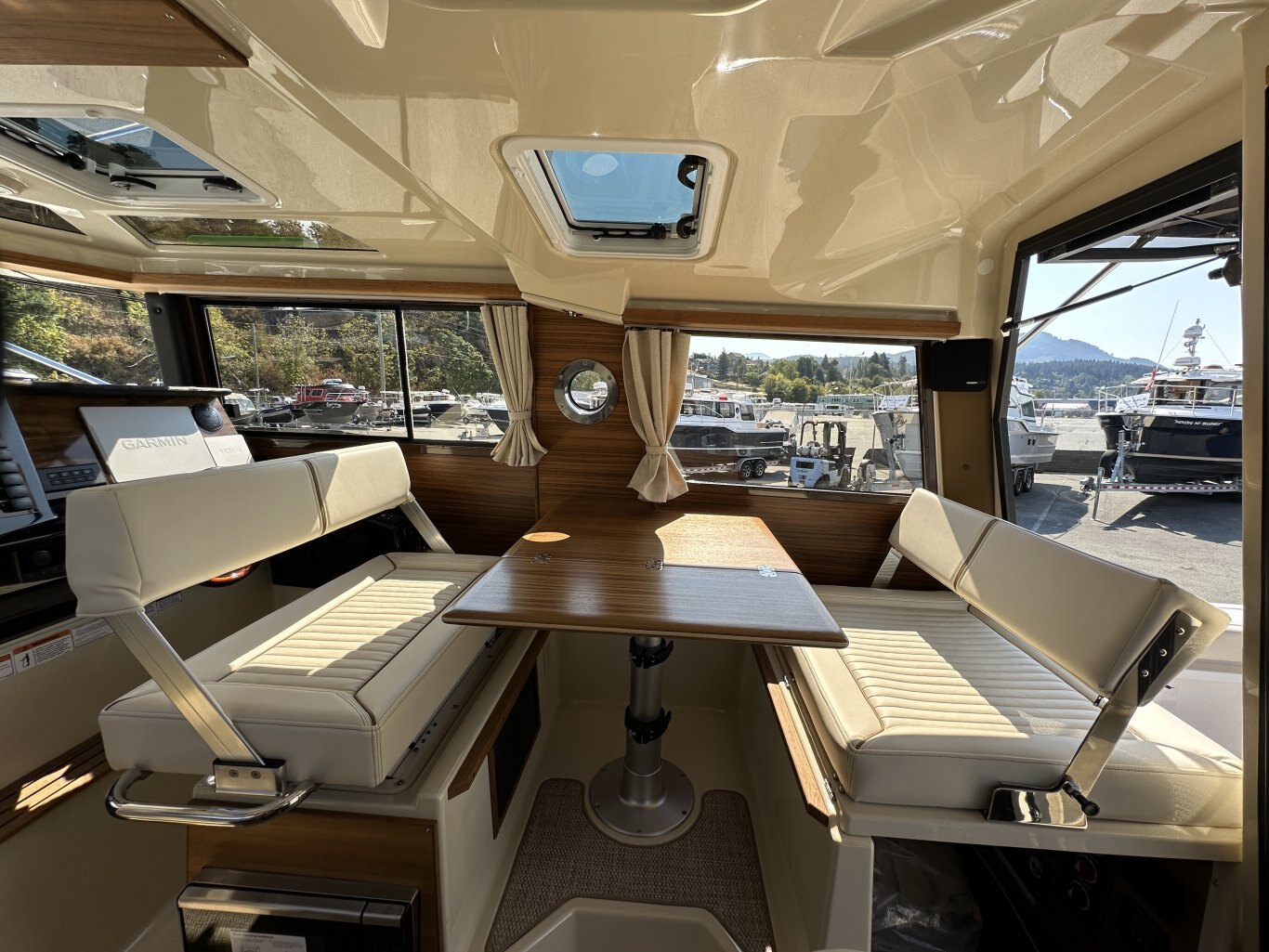 2026 Ranger Tugs R 27