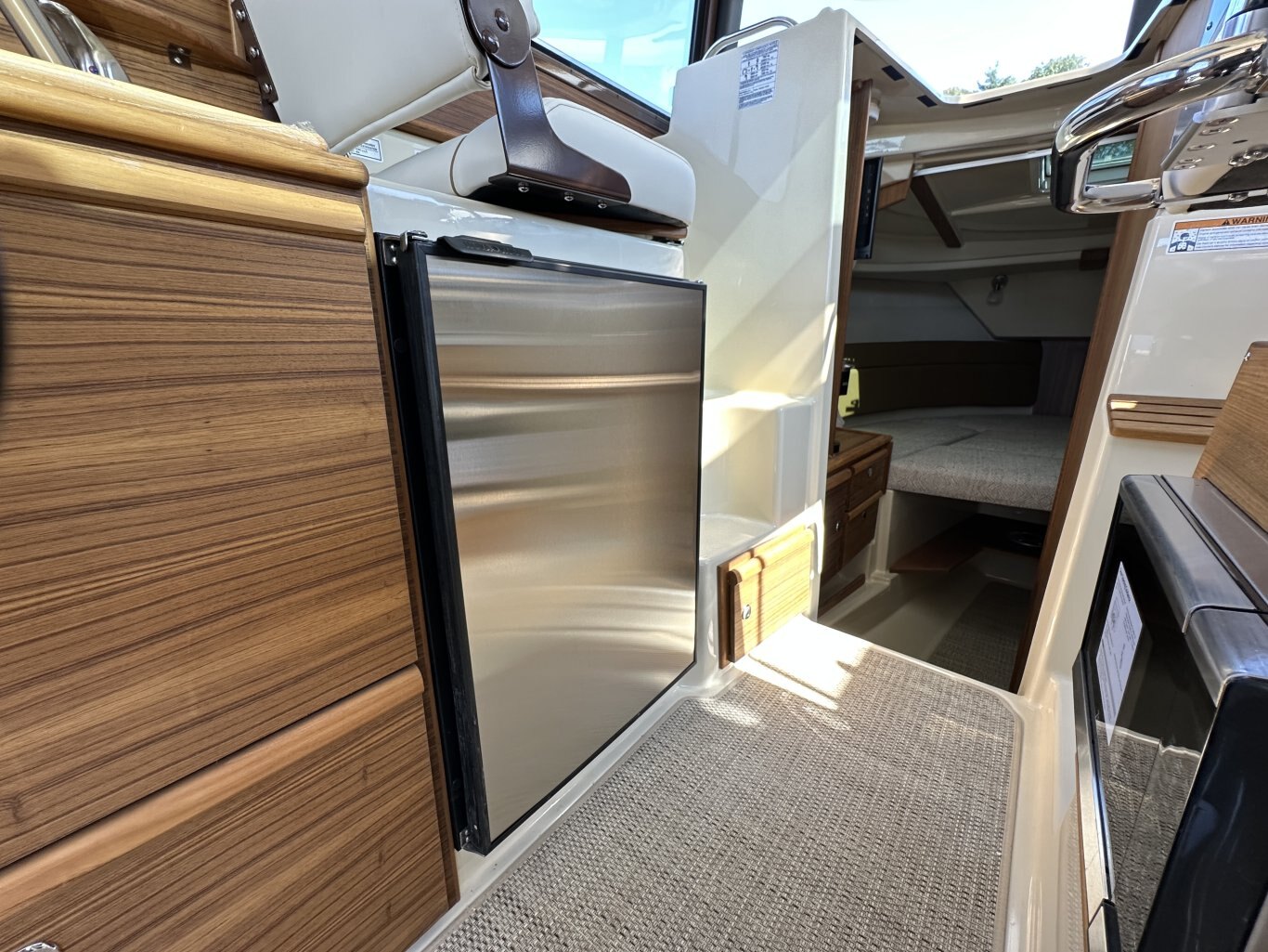 2026 Ranger Tugs R 27