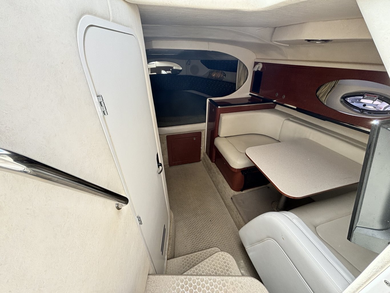 2005 Sea Ray 290 Amberjack