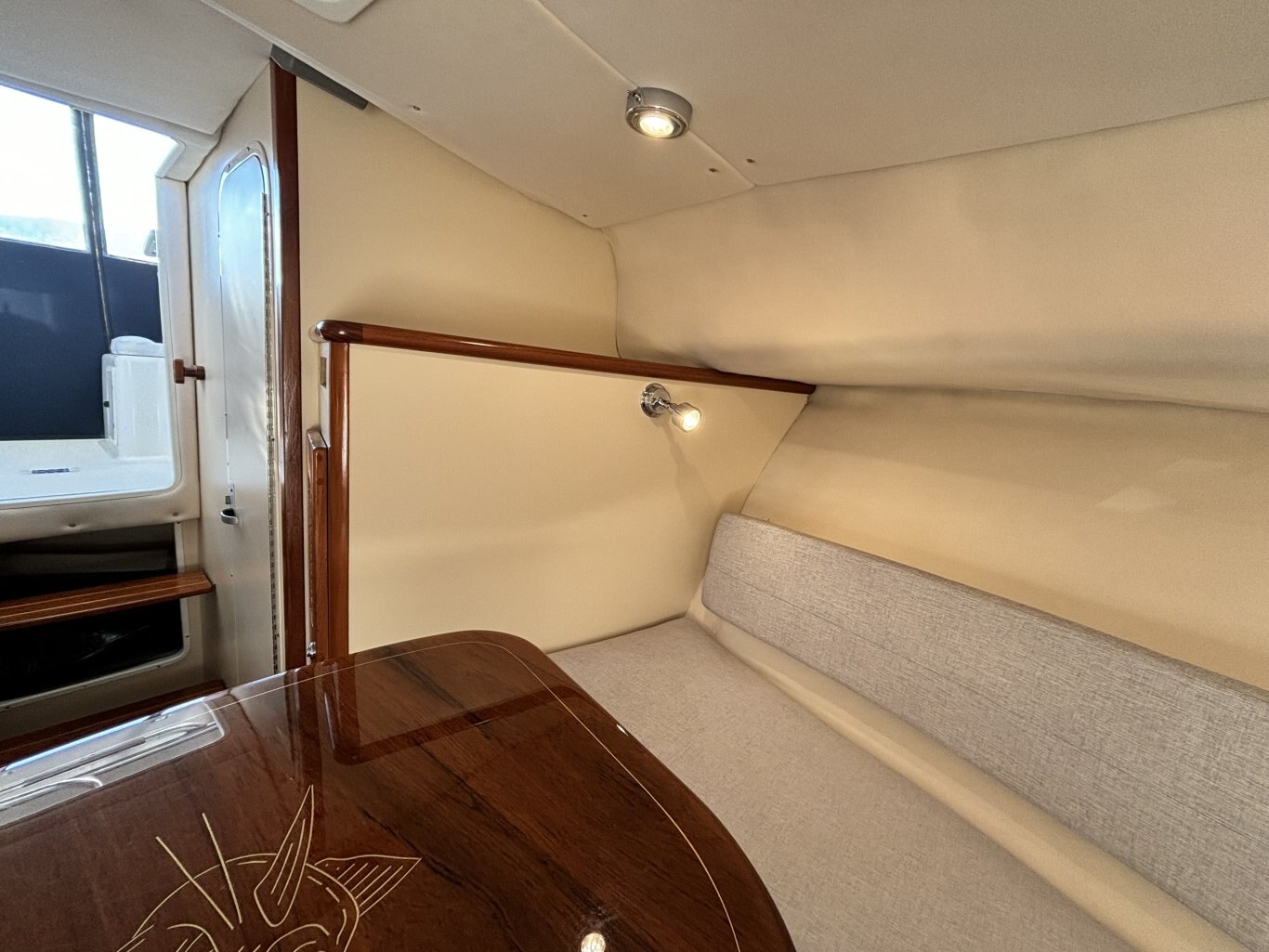 2006 Pursuit 3070 Offshore