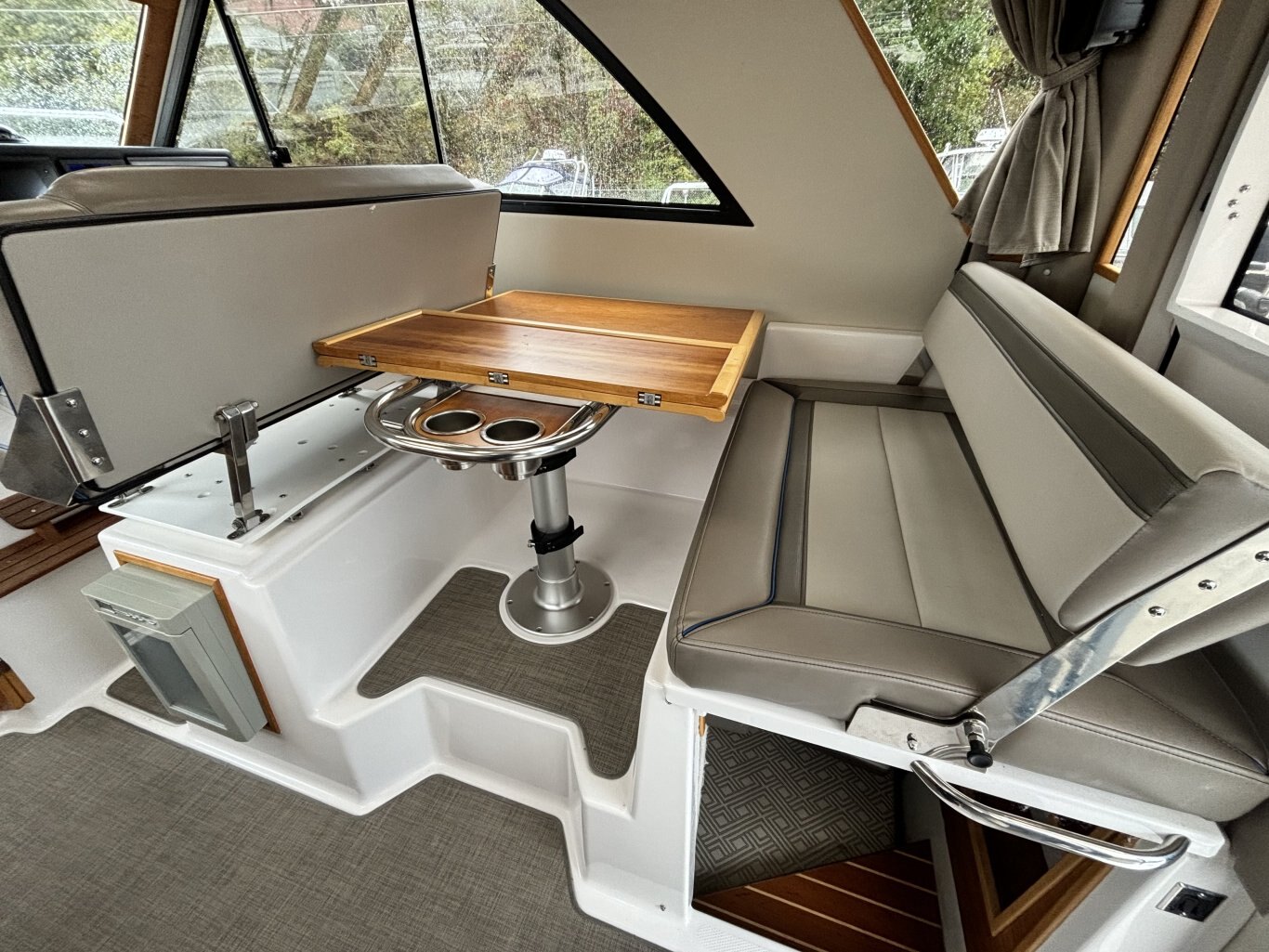 2019 Cutwater C 302 Coupe