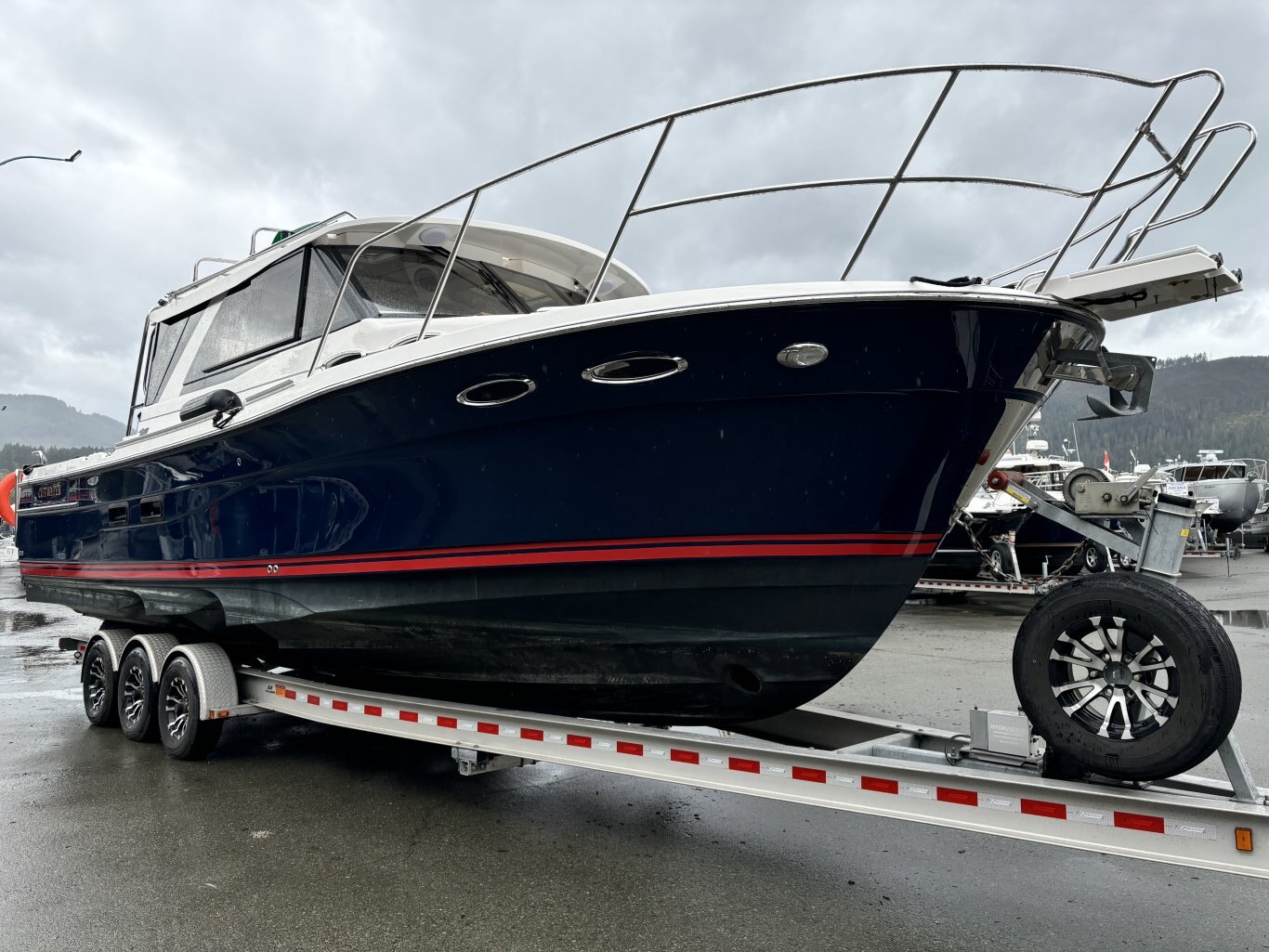 2019 Cutwater C 302 Coupe