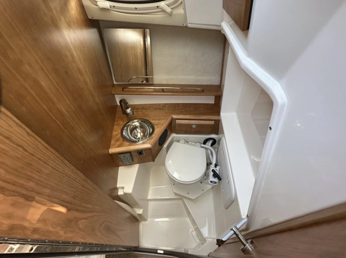 2026 Cutwater C 248 Coupe