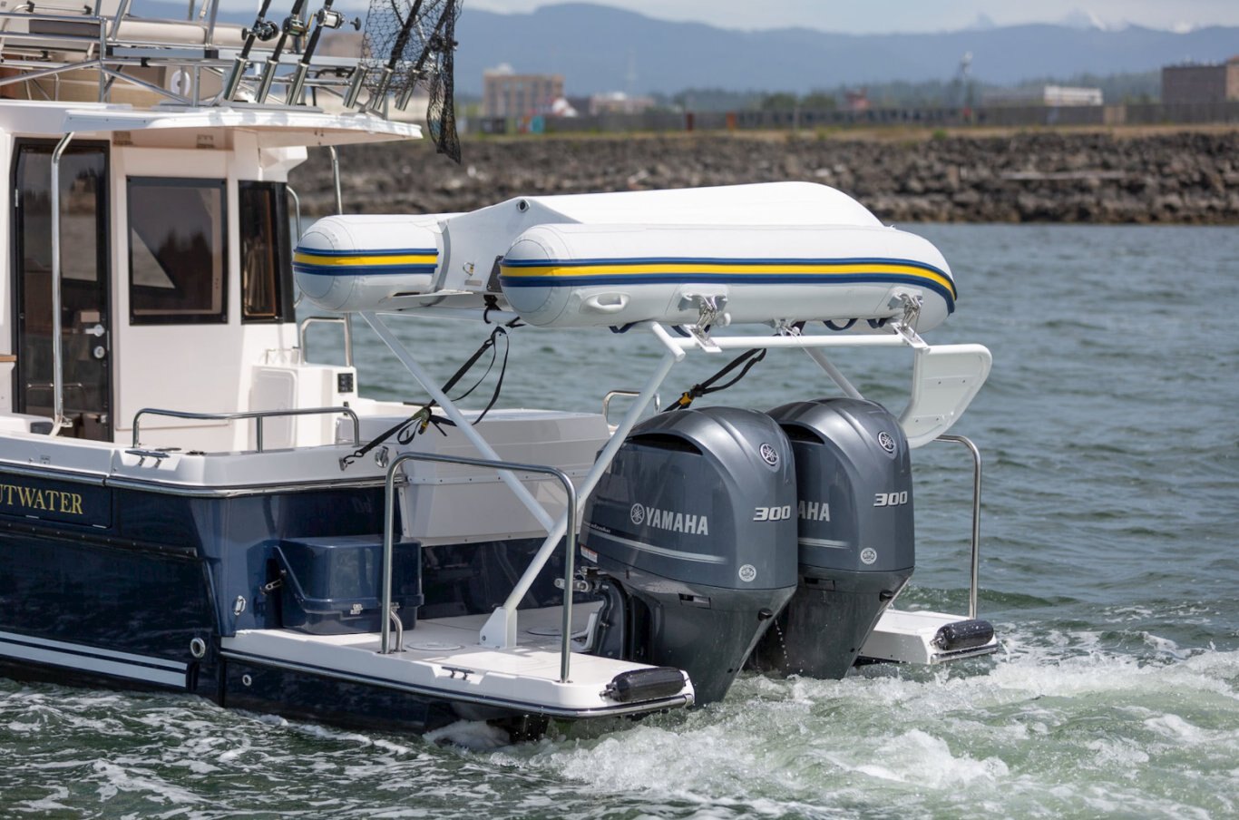 2026 Cutwater C 32 CB