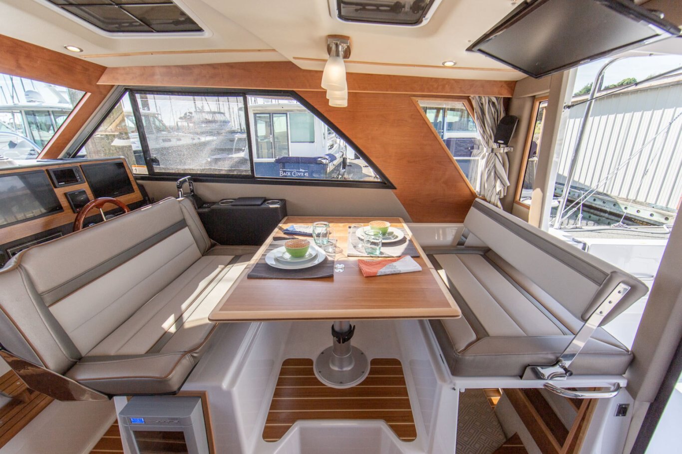 2026 Cutwater C 32 CB