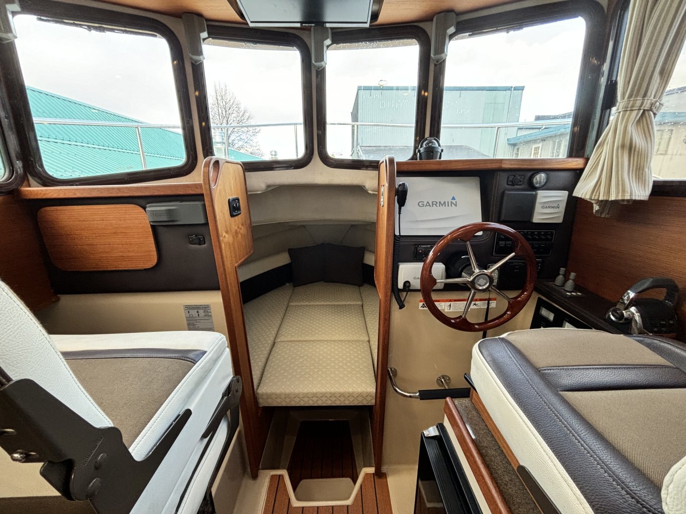 2017 Ranger Tugs R 27