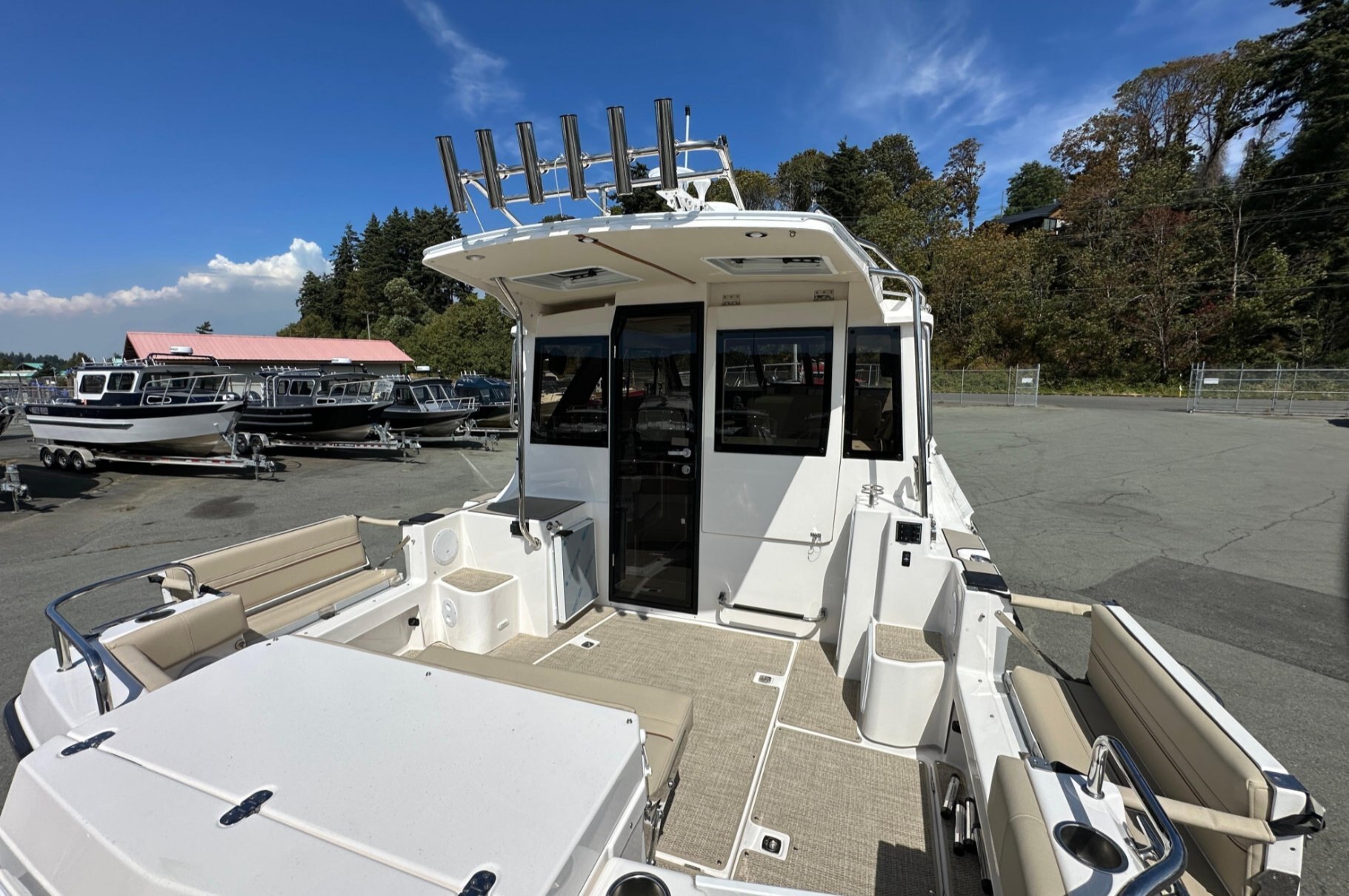 2026 Cutwater C 32 Coupe
