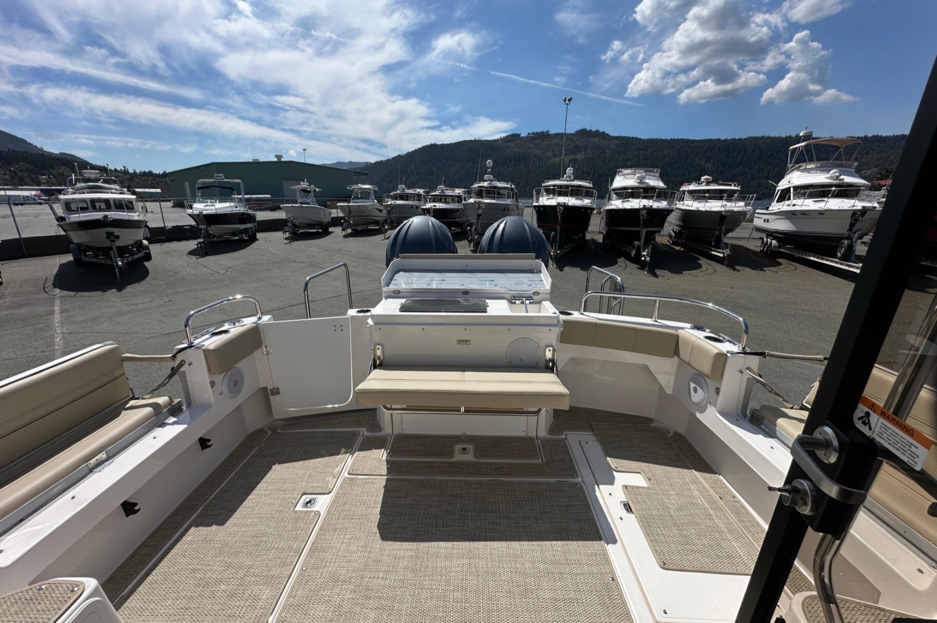 2026 Cutwater C 32 Coupe