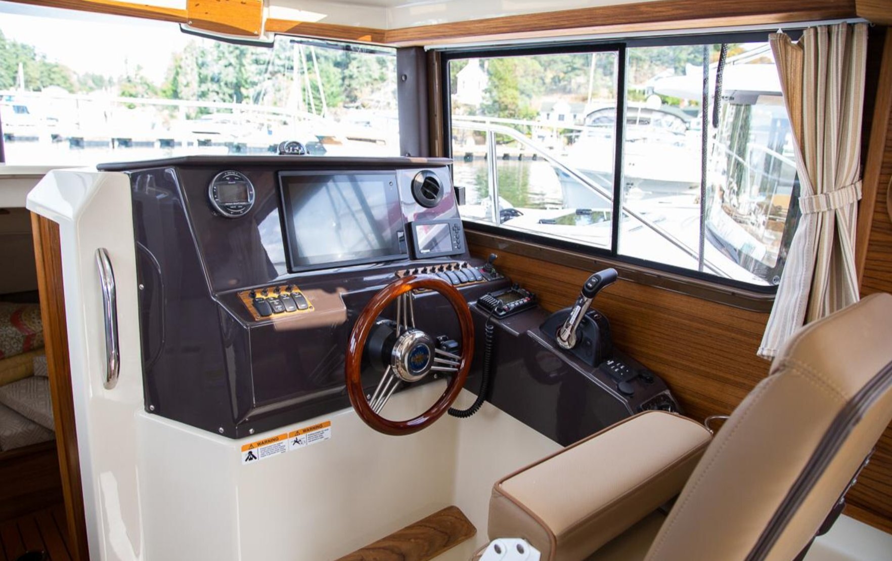 Cutwater C-288 COUPE