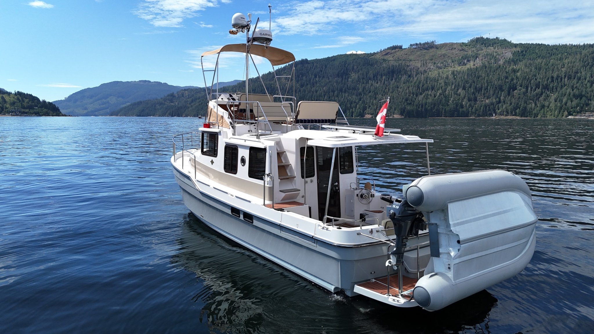 2026 Cutwater C-32 Coupe