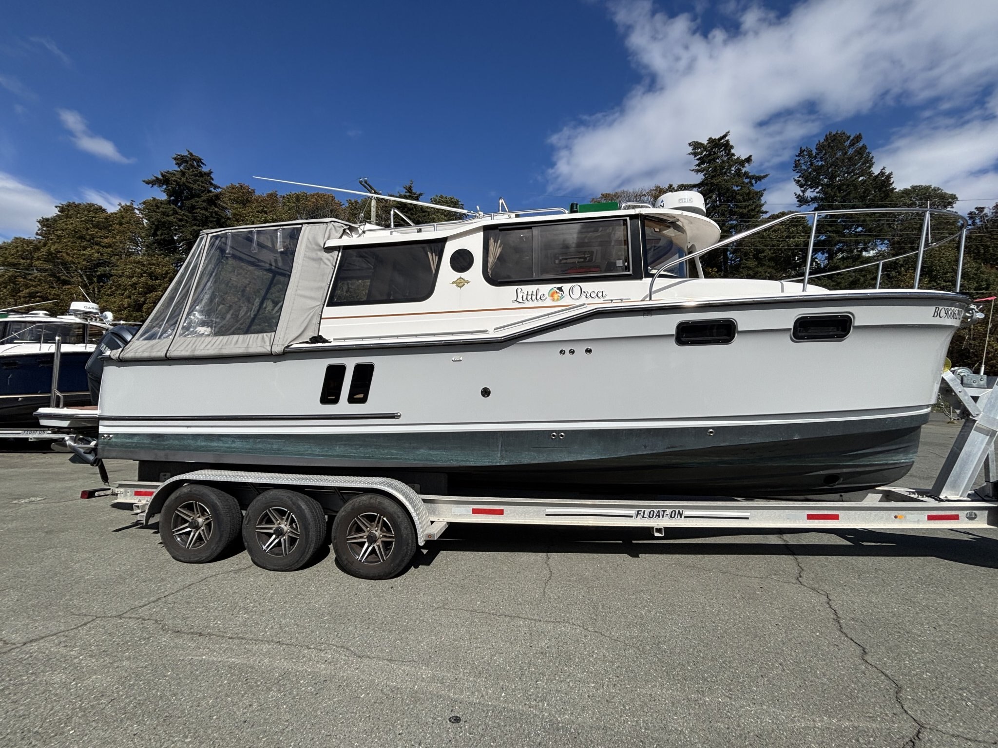 2022 Cutwater C-242 Coupe