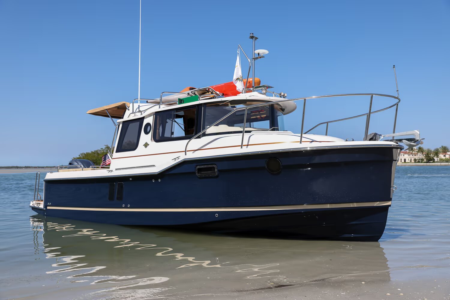 Find Your Boat: Explore Differences Between Ranger Tug R 25 and R 27 Models