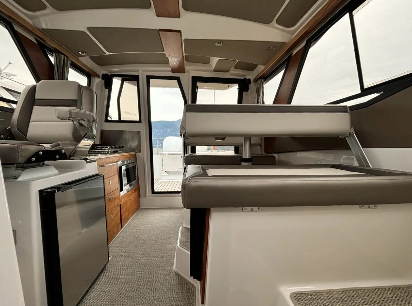 2026 Cutwater C 288 Coupe