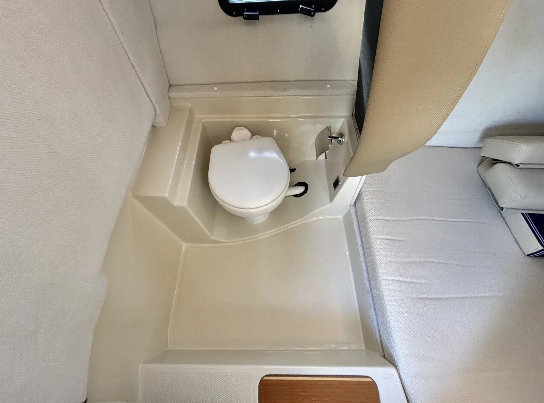 2021 Ranger Tugs R 31 CB