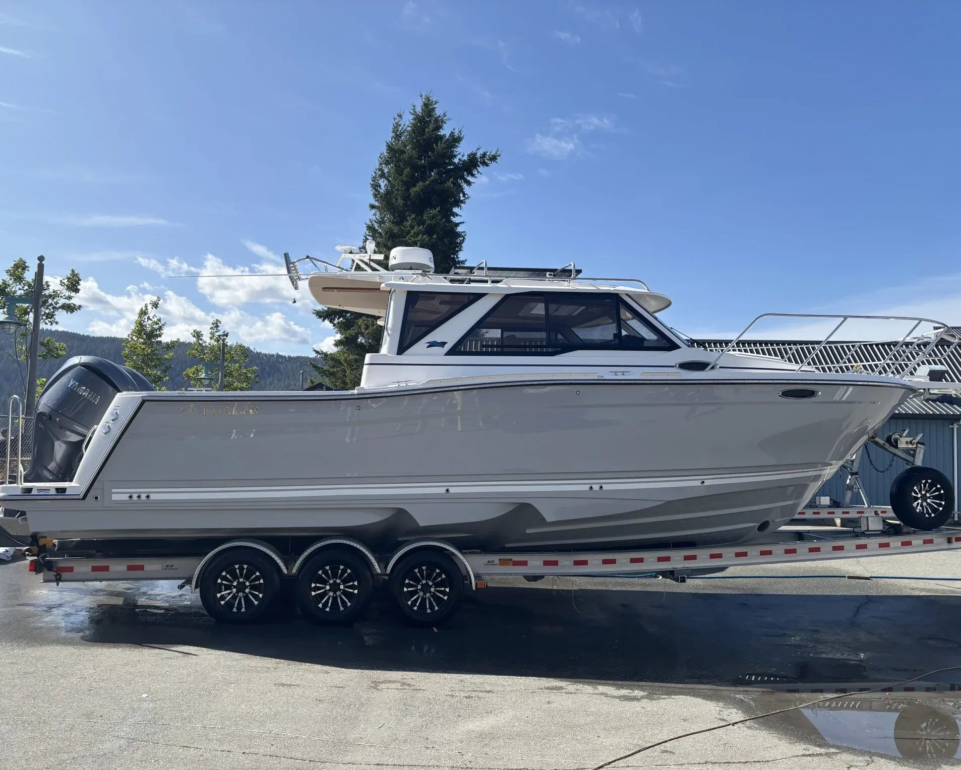 2027 Cutwater C 288 Coupe