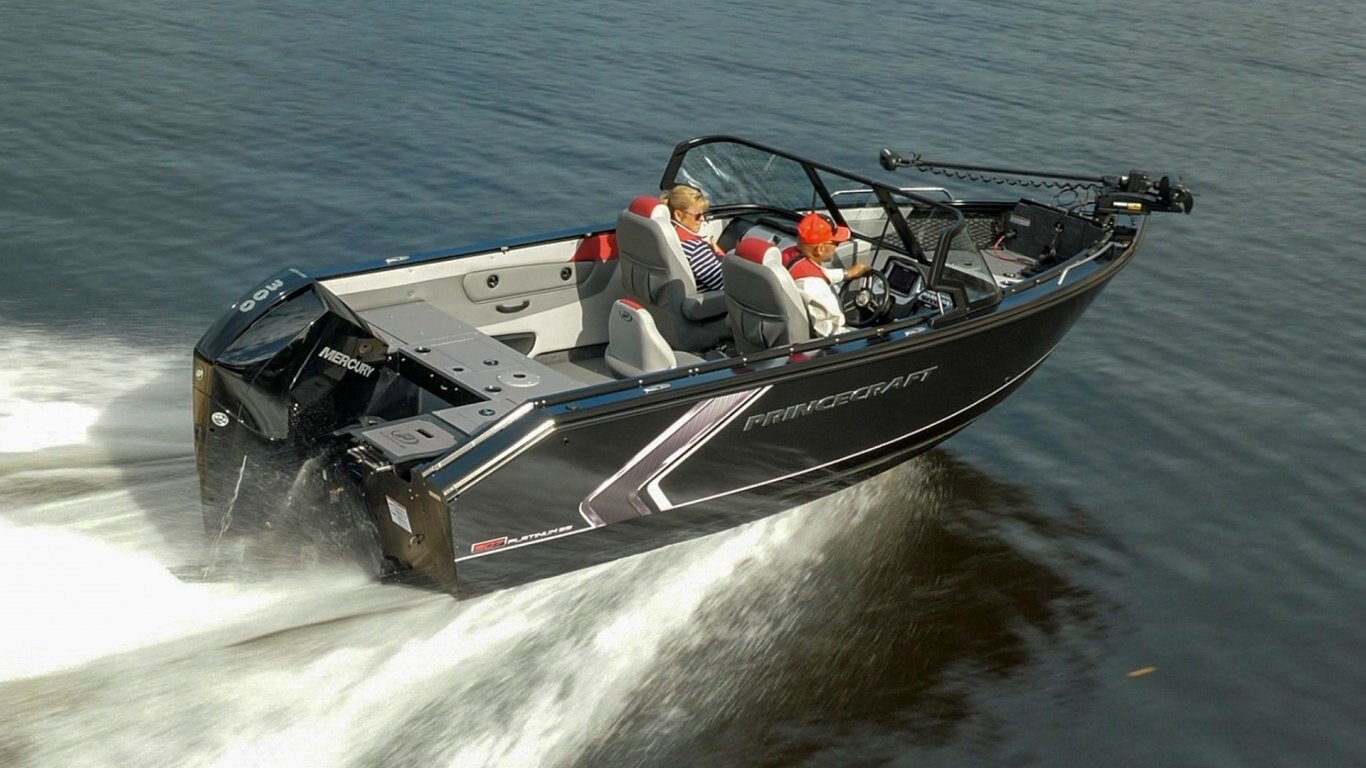 2025 Princecraft Platinum 200 Platinum metallic grey (red accent)