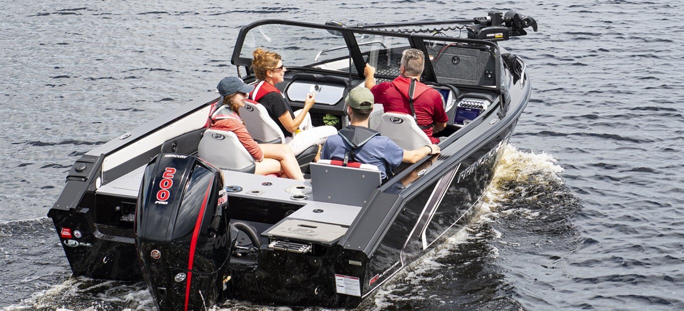 2025 Princecraft Platinum 190 Platinum metallic red (red accent)