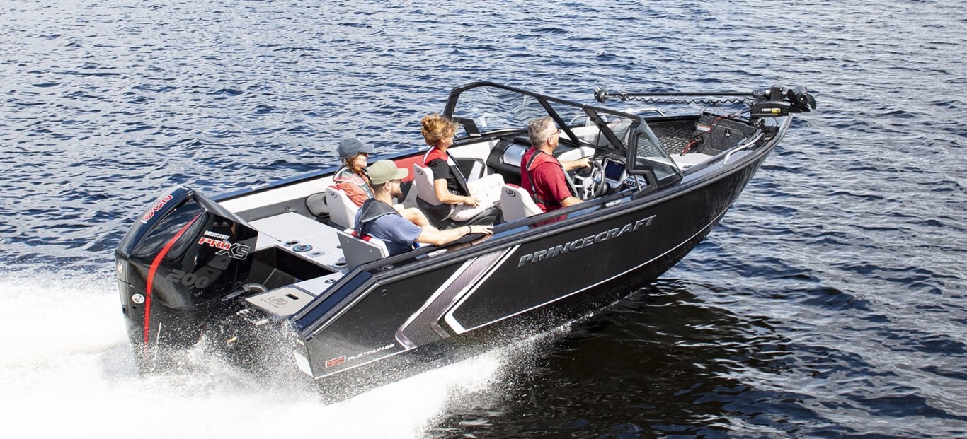 2025 Princecraft Platinum 190 Platinum metallic grey (red accent)