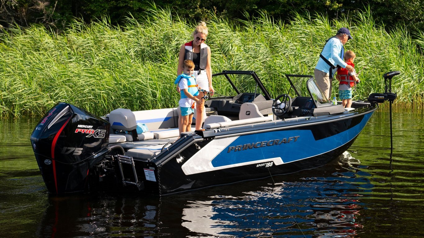 2025 Princecraft Sport 188 Anthracite grey (blue accent)